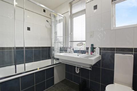 4 bedroom terraced house for sale, Manton Avenue, W7