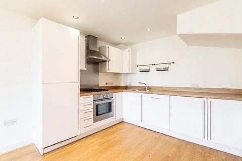 2 bedroom terraced house to rent, Minster Grove, Wokingham, RG41