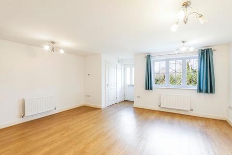2 bedroom terraced house to rent, Minster Grove, Wokingham, RG41
