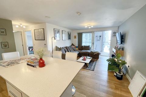 2 bedroom apartment for sale, Hatbox, Munday Street