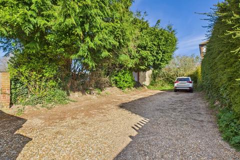 2 bedroom flat for sale, Havant Road, Portsmouth PO6
