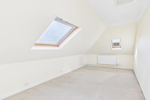2 bedroom flat for sale, Havant Road, Portsmouth PO6