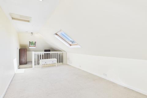 2 bedroom flat for sale, Havant Road, Portsmouth PO6