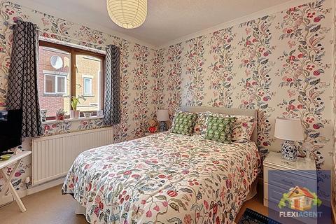 3 bedroom apartment for sale, Park Avenue, Southport PR9