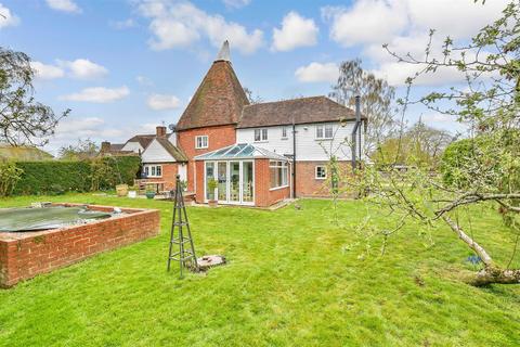 3 bedroom detached house for sale, Marden Road, Staplehurst, Tonbridge, Kent