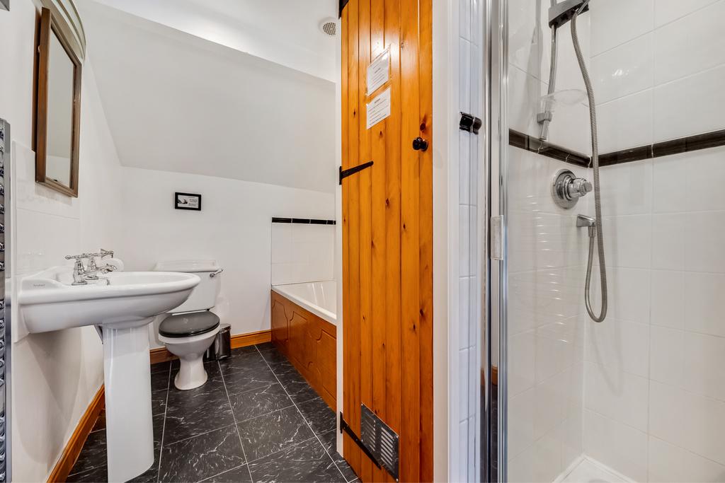 Cottage Bathroom