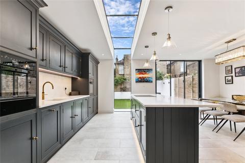 5 Honeywell Road, London, SW11 6EQ