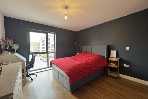 2 bedroom flat for sale, Mill Hill, London NW7