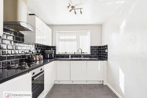 71 Elmstead Avenue, Birmingham, B33 0PQ