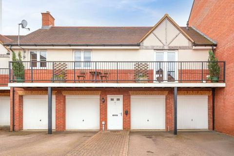 35 Wright Close, Bushey, WD23 2FH