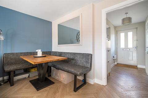 2 bedroom terraced house for sale, Heritage Road, Exeter