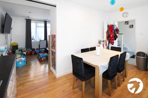 214 Edington Road, London, SE2 9JR