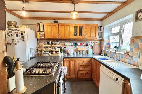 14 Canada Way, Bexhill-on-sea, TN39 4BL