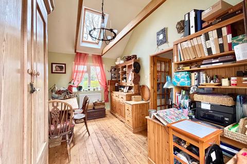 14 Canada Way, Bexhill-on-sea, TN39 4BL