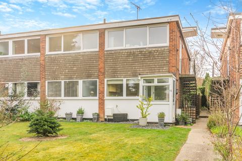 15 Cherry Orchard, Amersham, HP6 6LE