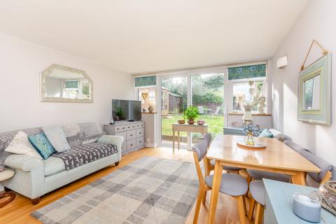 15 Cherry Orchard, Amersham, HP6 6LE
