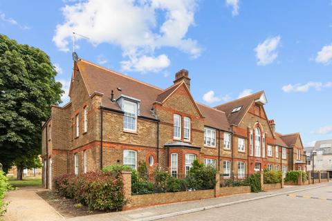 2 bedroom maisonette for sale, The Old Refectory, Southlands Way