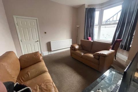 1 bedroom in a house share to rent, Machon Bank, Sheffield S7