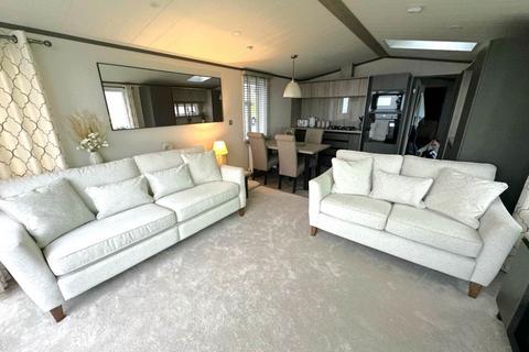 2 bedroom lodge for sale, Amroth SA67