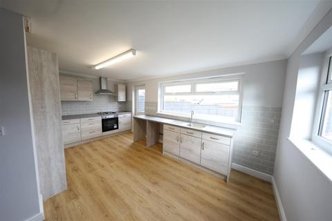 3 bedroom end of terrace house for sale, Beverley Road, Hull