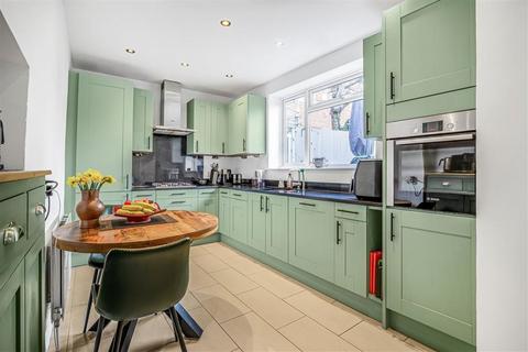 44 Dursley Road, London, SE3 8PD