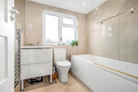 44 Dursley Road, London, SE3 8PD