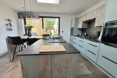 3 bedroom semi-detached house for sale, Shawhurst Lane, Hollywood, Birmingham