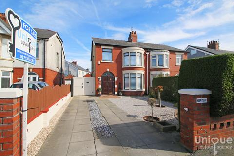 3 bedroom semi-detached house for sale, Bispham Road, Bispham, Blackpool, FY2