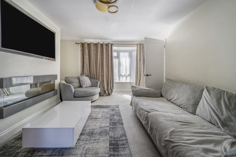 70 Longleaze, Royal Wootton Bassett, Swindon, SN4 8AS