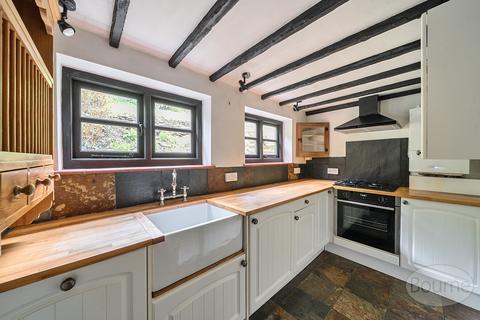 2 bedroom semi-detached house for sale, Red Lion Lane, Farnham, Surrey, GU9