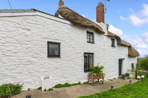 2 bedroom detached house for sale, Lynstone, Bude