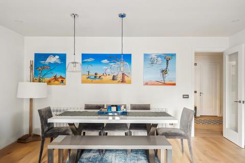 2 bedroom apartment for sale, Gloucester Terrace, London W2