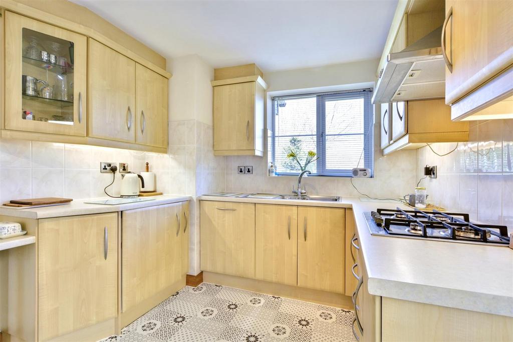 Kitchen 3.jpeg