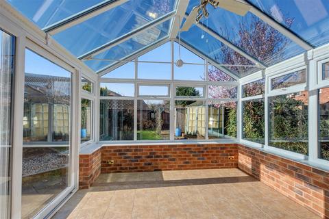 2 bedroom detached bungalow for sale, Rugeley Avenue, Long Eaton