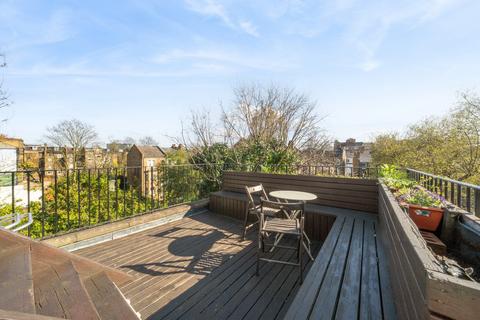 3 bedroom flat for sale, Batoum Gardens, London W6