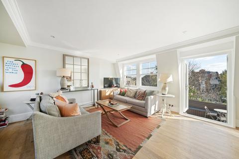 3 bedroom flat for sale, Batoum Gardens, London W6