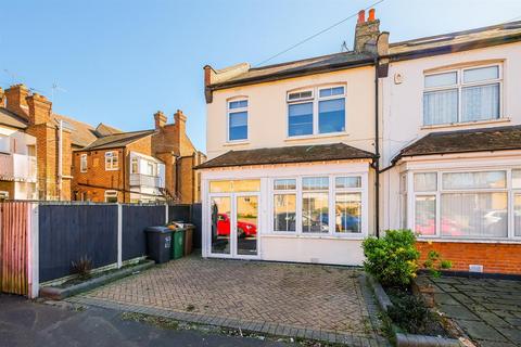 Hampton Road, Chingford