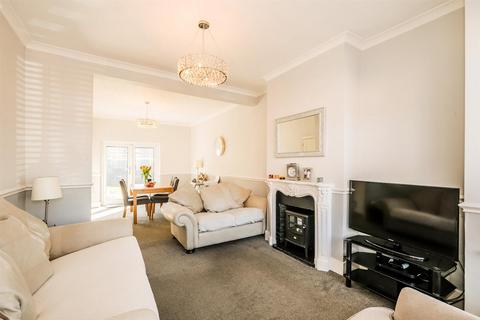 3 bedroom house for sale, Hampton Road, Chingford