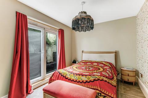 2 bedroom apartment for sale, Southwood Lane, Highgate Village, N6