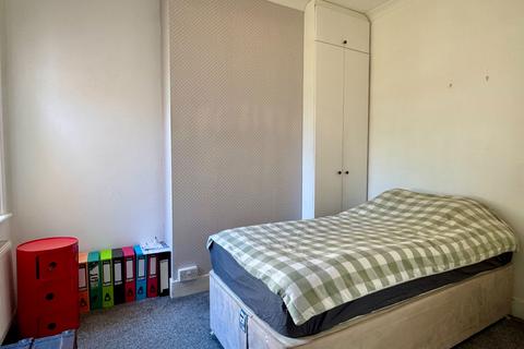 9 Edison Road, Welling, DA16 3NF