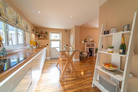 3 bedroom detached house for sale, Corporation Road, Newport, NP19
