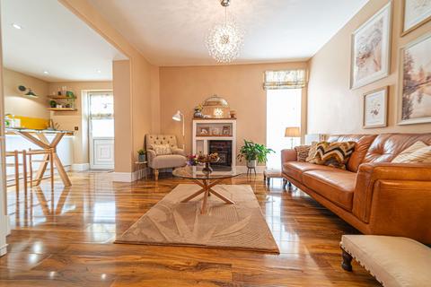 3 bedroom detached house for sale, Corporation Road, Newport, NP19