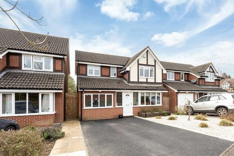 undefined, Kerria Way, Woking GU24