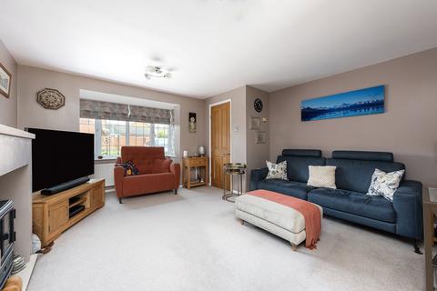 undefined, Kerria Way, Woking GU24