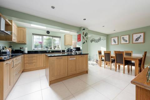 undefined, Kerria Way, Woking GU24