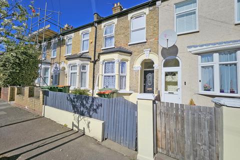 4 bedroom terraced house to rent, Coronation Road, London, E13