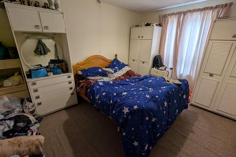 Studio for sale, 7, Welham Walk Bradford, BD3 0DL