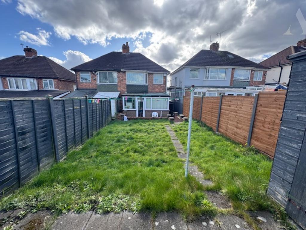 76 Glenpark Road garden