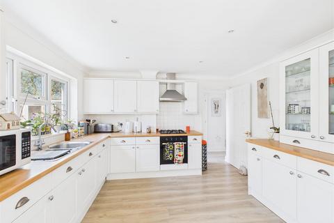 3 bedroom detached house for sale, Richards Close, Locks Heath, Southampton