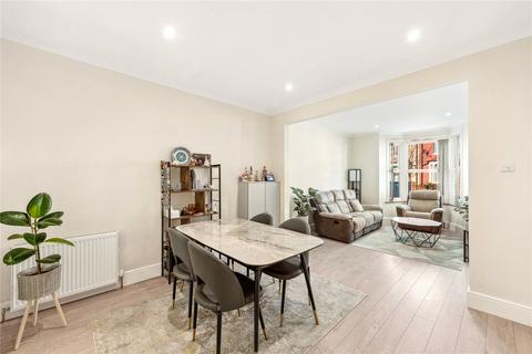 92 Roslyn Road, London, N15 5JJ